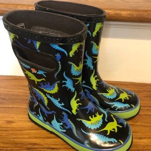 Bogs boys rain boots size US 13 euro30